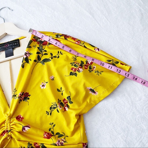 Gold Yellow Floral Drawstring Neckline Crop Top - Picture 5 of 8